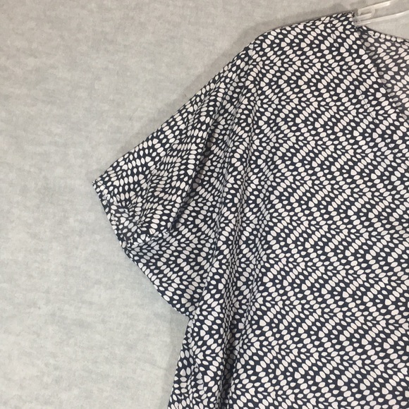 CATHERINE’S Easy Wear Easy Care Flowy A-Line Flutter Sleeves Button Up Shirt - Picture 6 of 14